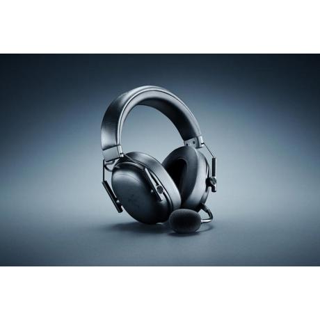 Casti wireless Razer Blackshark V3 X Hyperspeed , micrfon uni- directional, izolare fonică activă, sistem sunet 7.1, frecventa 20 - 28000, autonomie 70 ore, negru