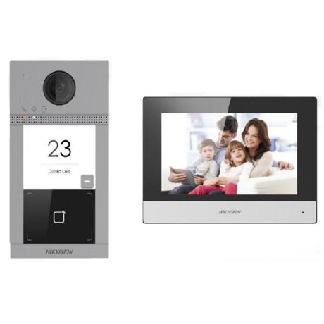 Kit videointercom IP Hikvision DS-KIS604-S(C) Flash 32 MB,memorie RAM 256MB,Indoor station: Supports live view of up to 16 IP cameras,7-inch touch screen, user friendly interface, Plug ＆ Play,Receives video call and unlocks on mobile App anywhere, any time, Hight quality imaging with 2MP resolution